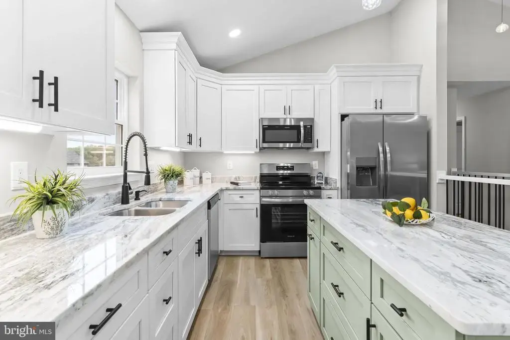 25826 S Sandgates Rd, MECHANICSVILLE