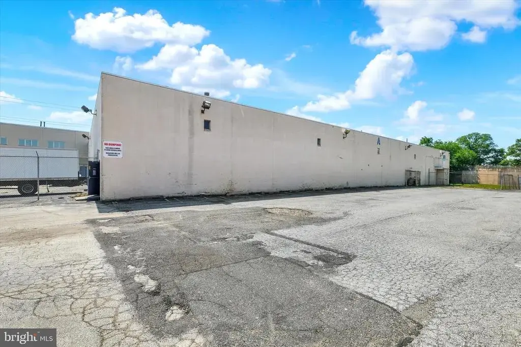 6900 Lindbergh Blvd, PHILADELPHIA