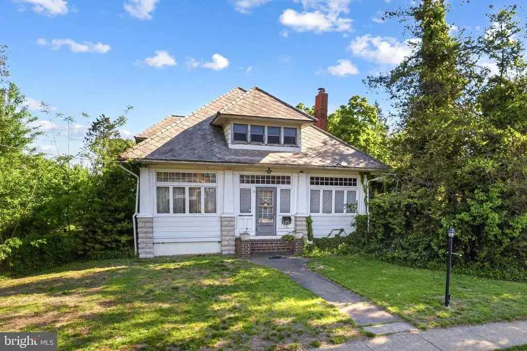 115 W Gloucester Pike, BARRINGTON