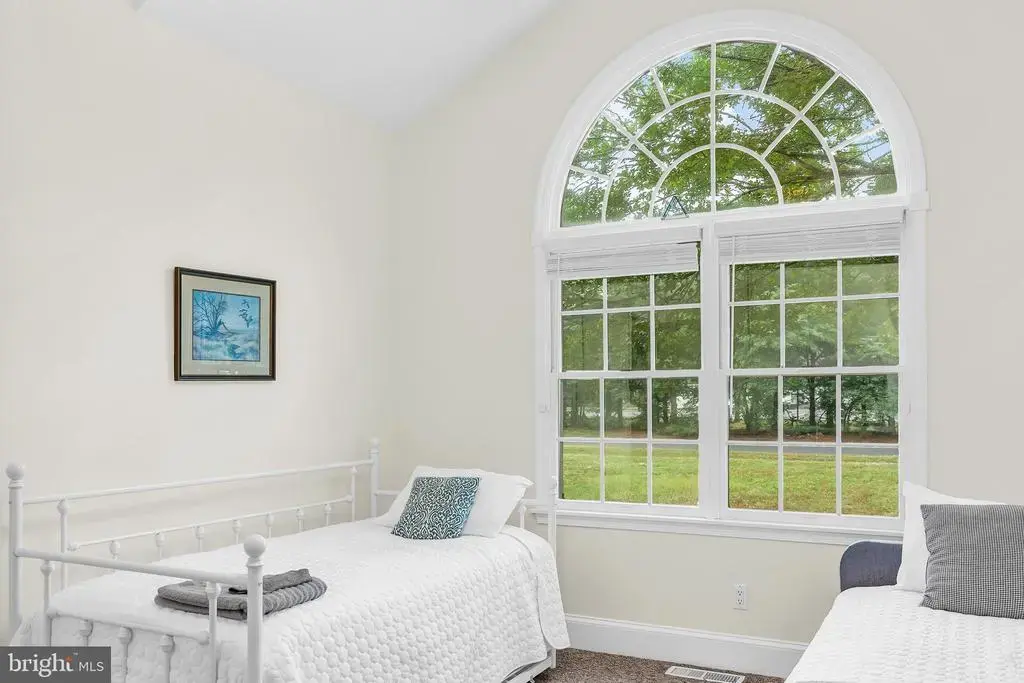 6011 Sunnyside Ct, EAST NEW MARKET