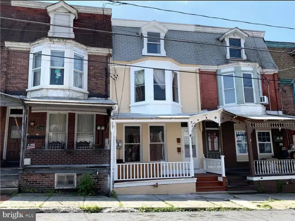 234 E Mauch Chunk St #2, TAMAQUA