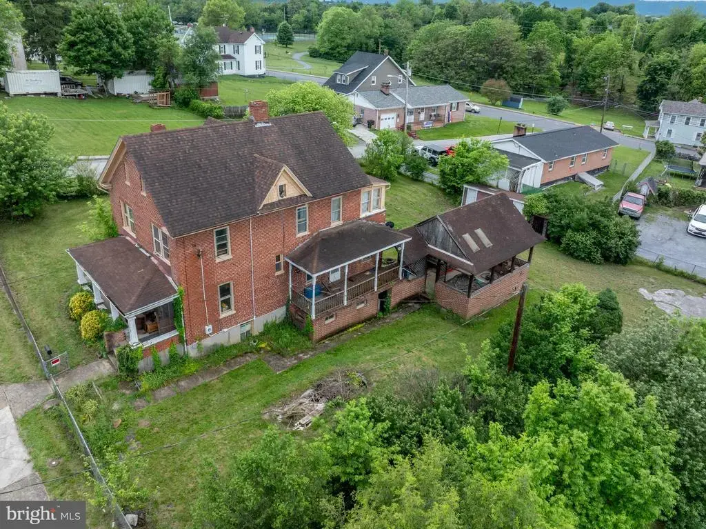 330 Oak St, MARTINSBURG