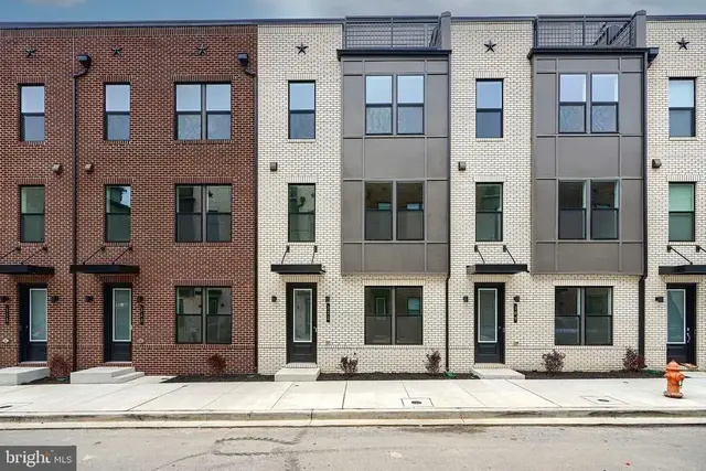 109 Glass Ln, Baltimore