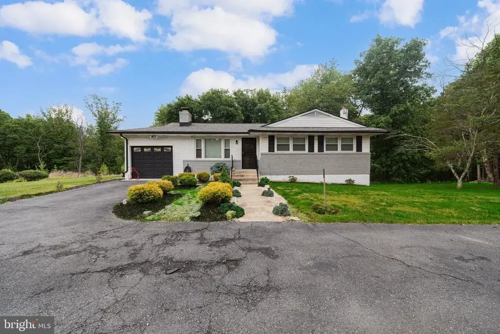 649 Coleman Ln, MILLERSVILLE