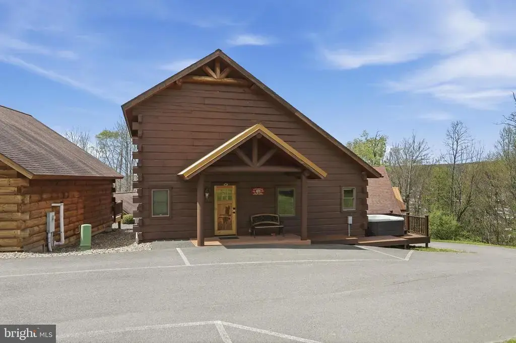 235 Cabin Lodge Rd, MC HENRY