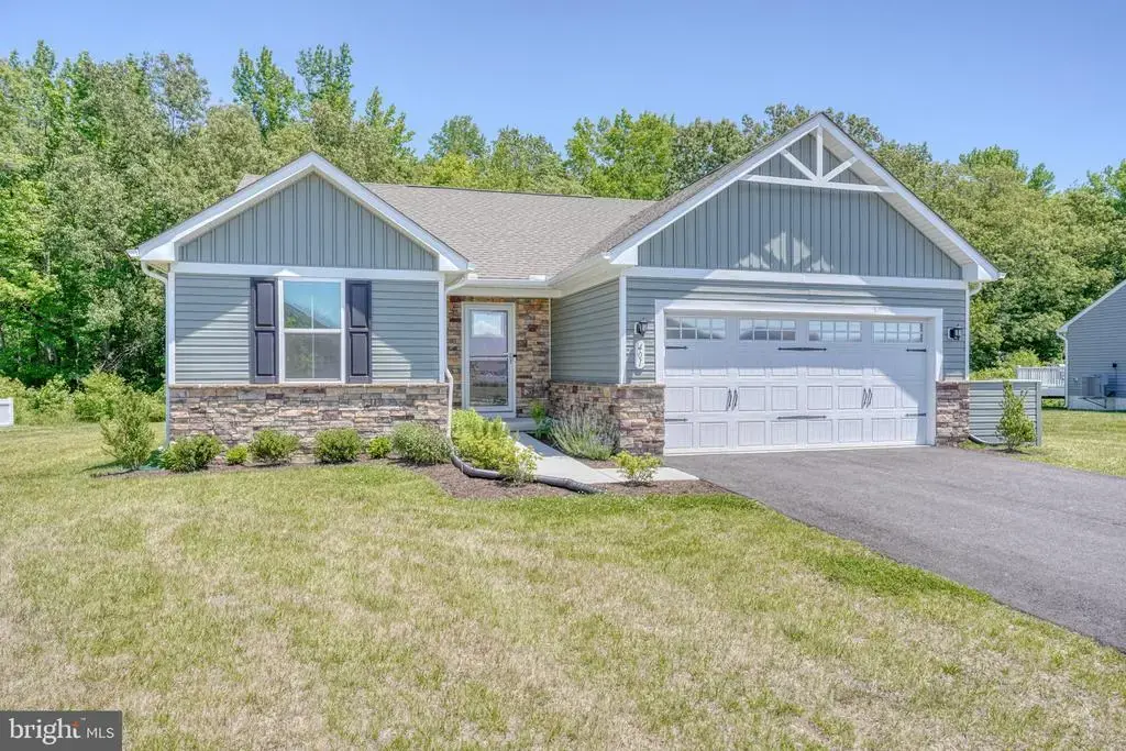 401 Alezach Dr, DOVER