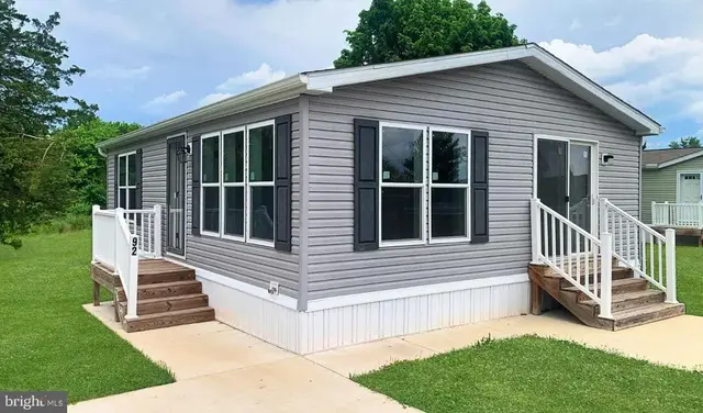 92 Florence Drive, Elizabethtown