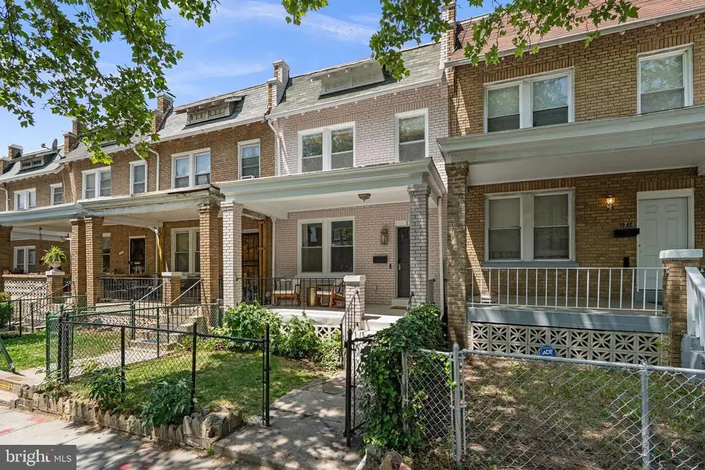 1712 M St Ne, WASHINGTON