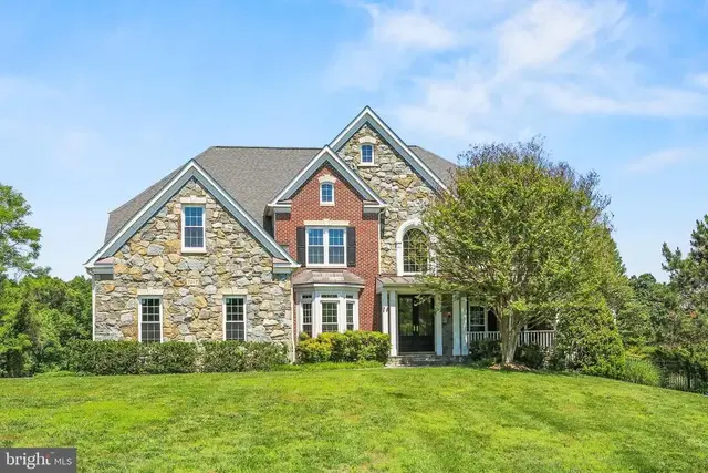 7017 Cypress Hill Dr, Gaithersburg
