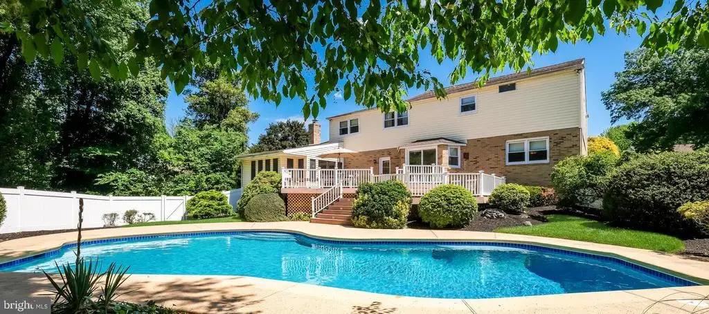 1182 Somers Rd, HUNTINGDON VALLEY