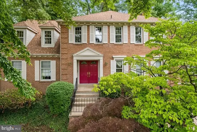 2008 Mason Hill Dr, Alexandria