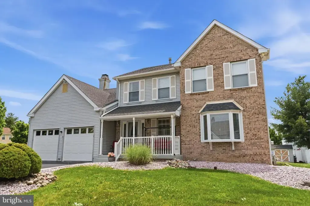2732 Woodsview Dr, BENSALEM