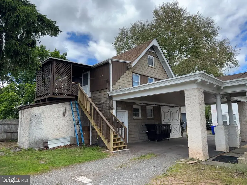 261 N York St #carriage House, POTTSTOWN