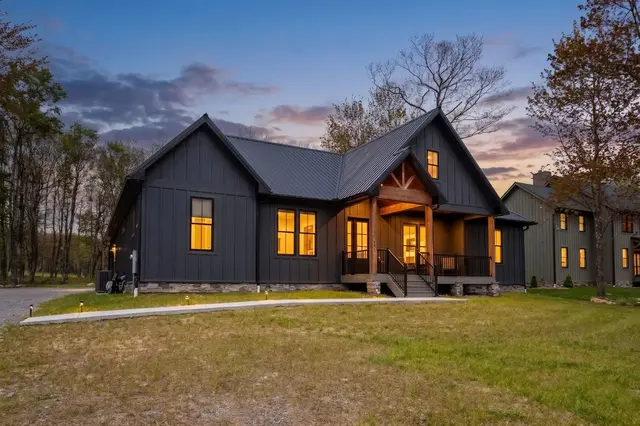 454 Biltmore Ridge Trl, Mc Henry