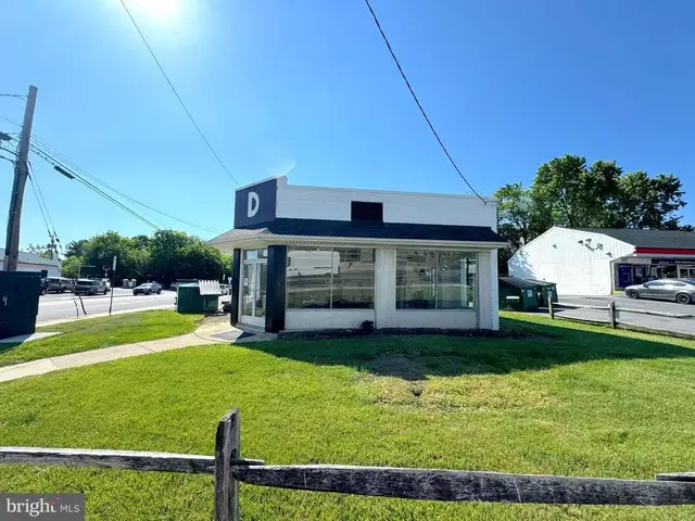 858 Manor St, Lancaster