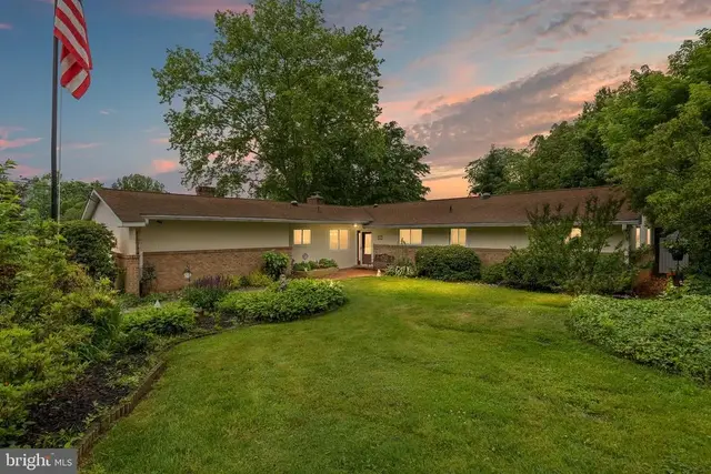 22 Ridgewood Circle, Wilmington