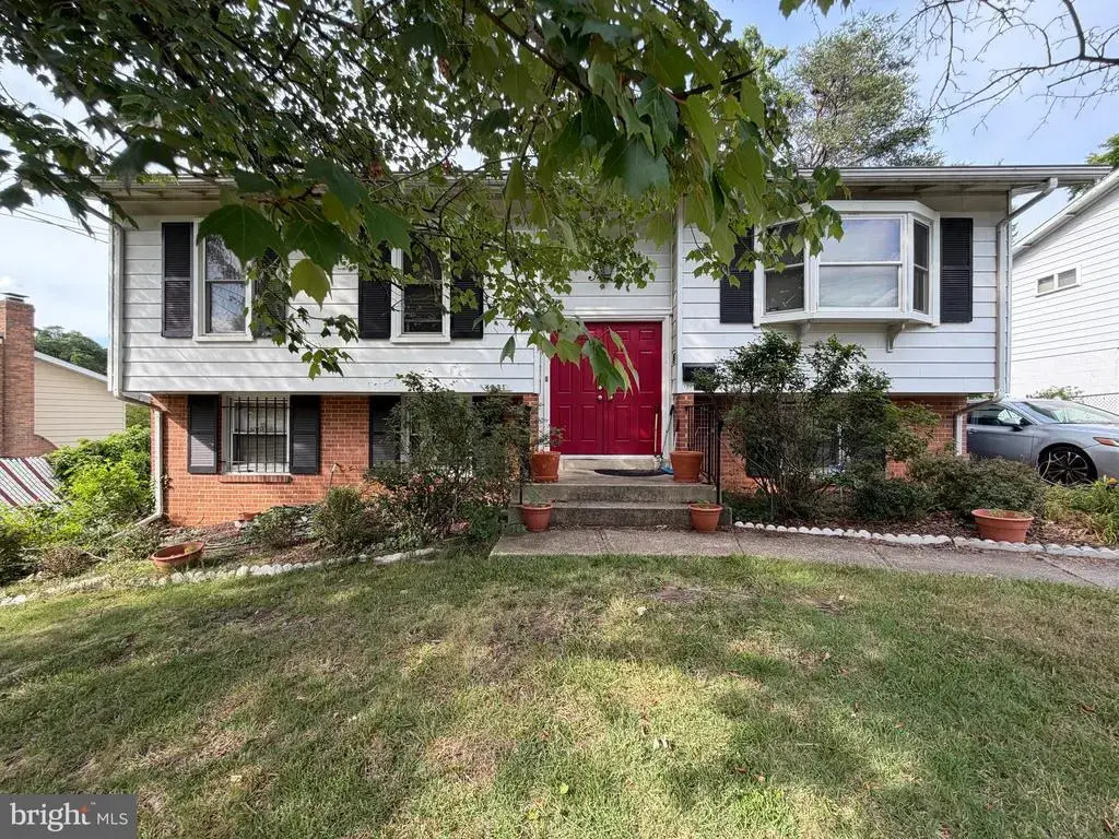 4231 Kinmount Rd, LANHAM