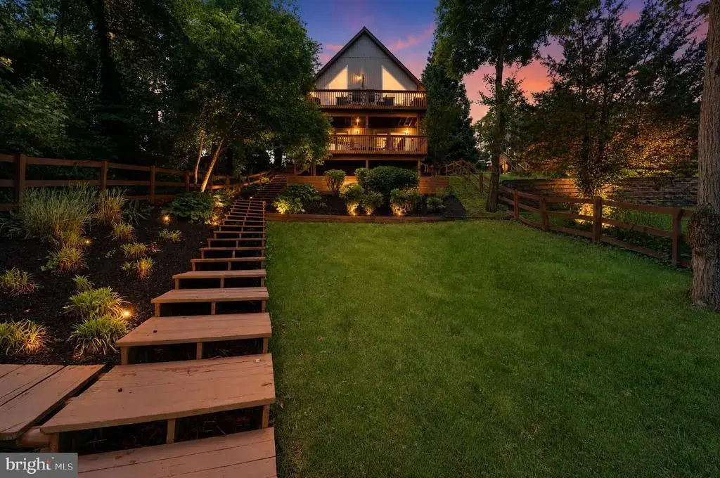836 North Shore Dr, GLEN BURNIE