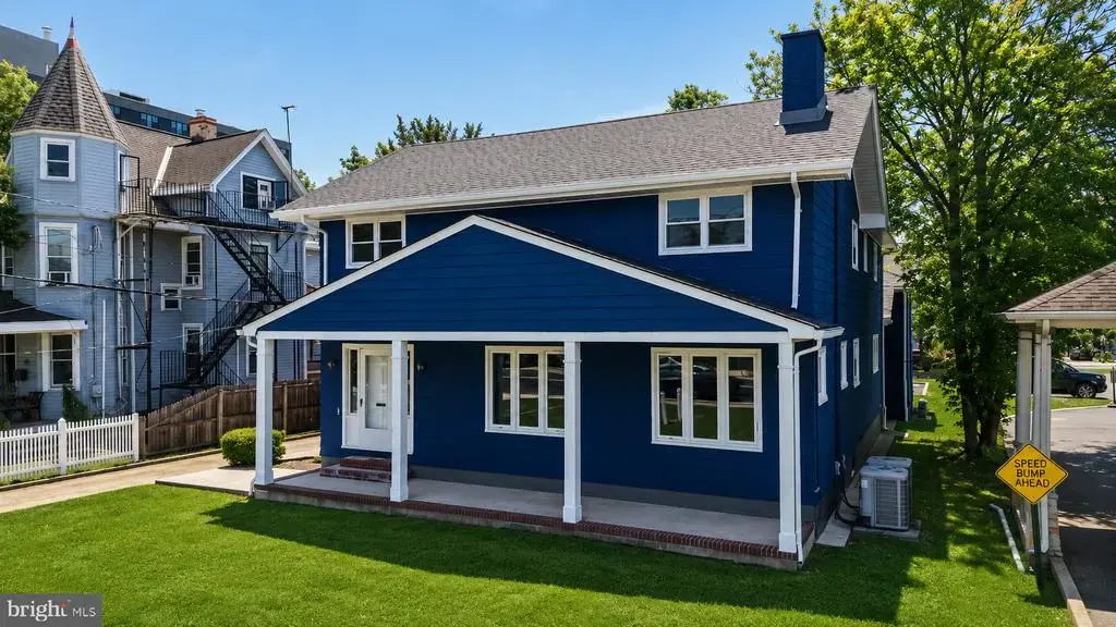69 W End Ave, SOMERVILLE
