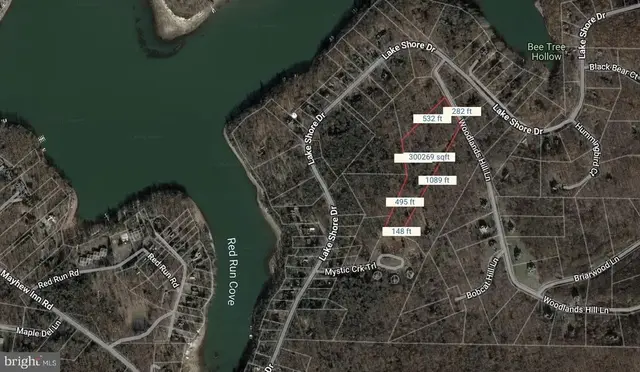 6.89 Acres Woodlands Hill Dr Dr, Oakland