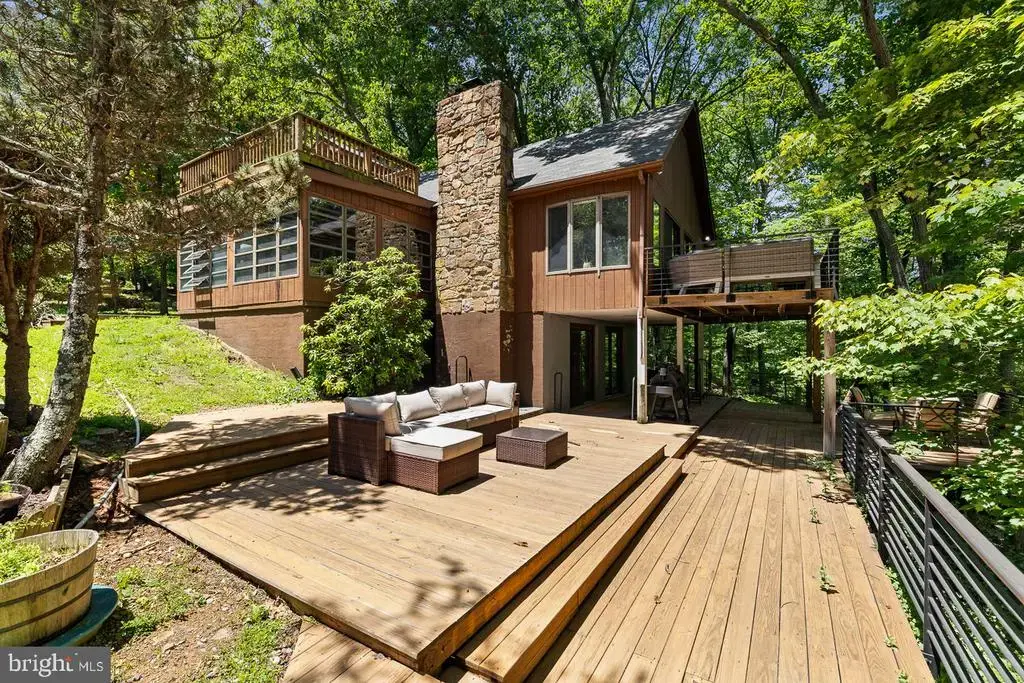 274 Three Oaks Dr, GORE