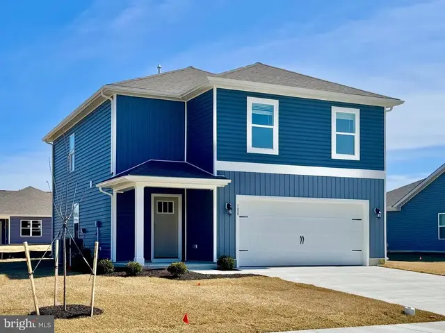 180 Avery Dr, Dover