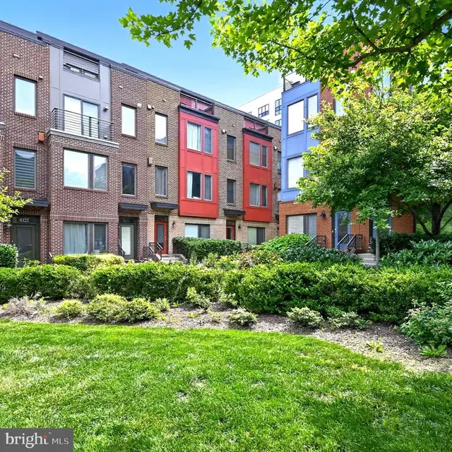 8319 Looking Glass Way, Fairfax