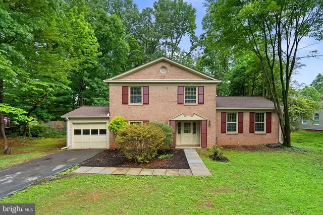 1585 Kimblewick Rd, Potomac