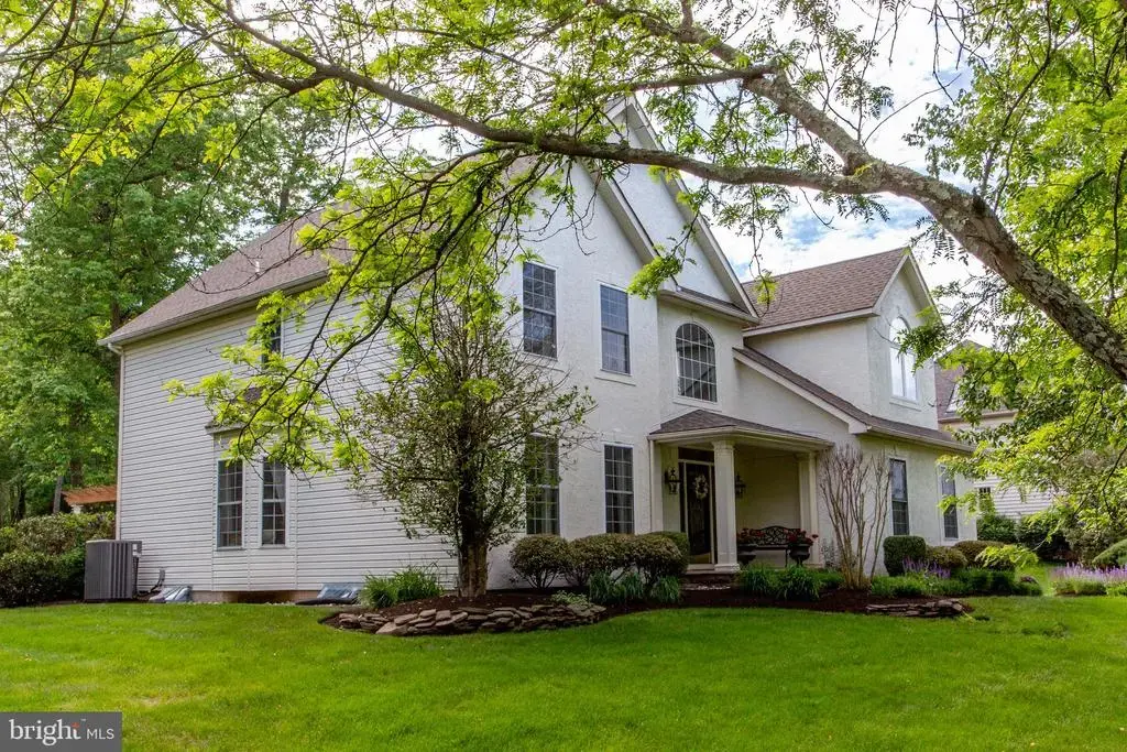 6 Leapson Ln, DOYLESTOWN