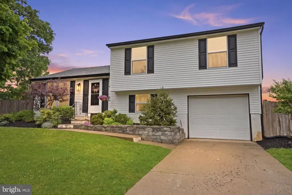 400 Centennial Dr, MORRISVILLE
