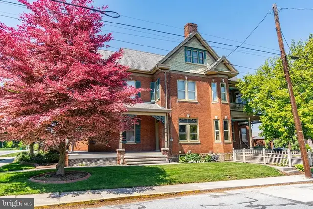 300 Lincoln Way W, New Oxford