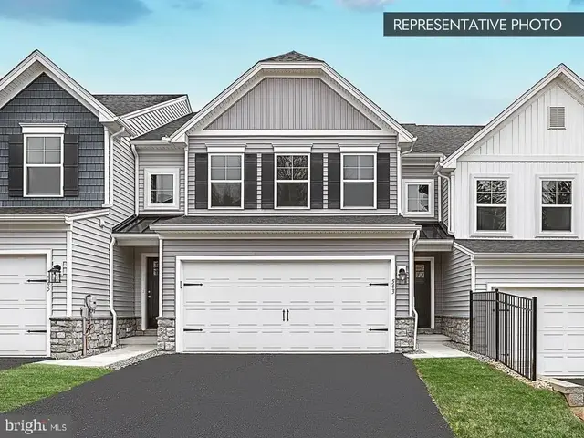 2215 Hampden Ct #lot 23, Enola