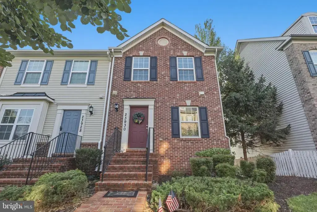 23930 Catawba Hill Dr, CLARKSBURG
