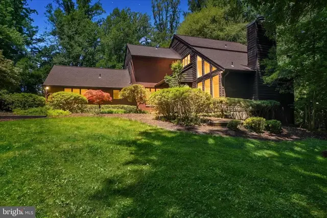 6 Falling Brook, Owings Mills