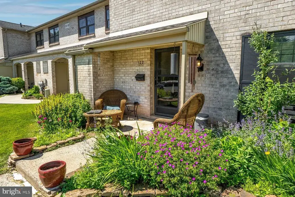 123 Providence Forge Rd, ROYERSFORD
