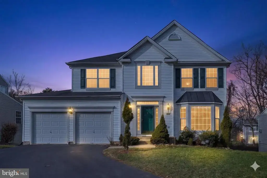 6 Paige View Ct, RANDALLSTOWN