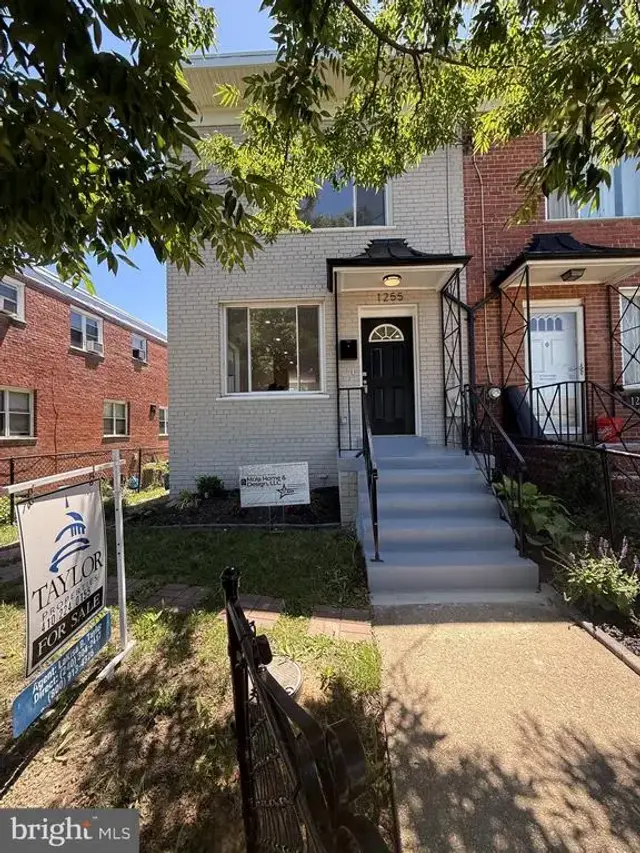 1255 Gallatin St Ne, Washington