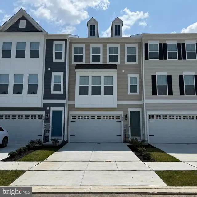534 Rosemary Cir, Middletown