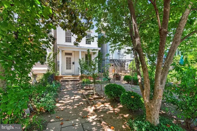 176 North Carolina Ave Se, Washington