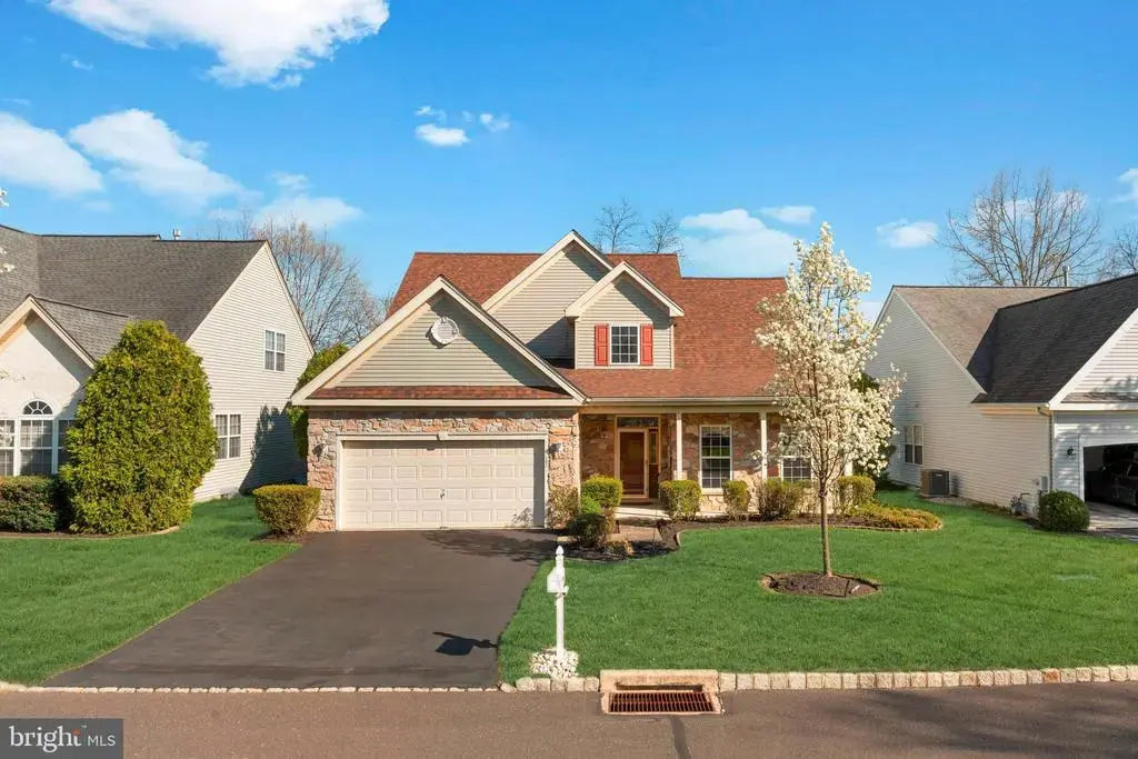 342 N Founders Ct, WARRINGTON