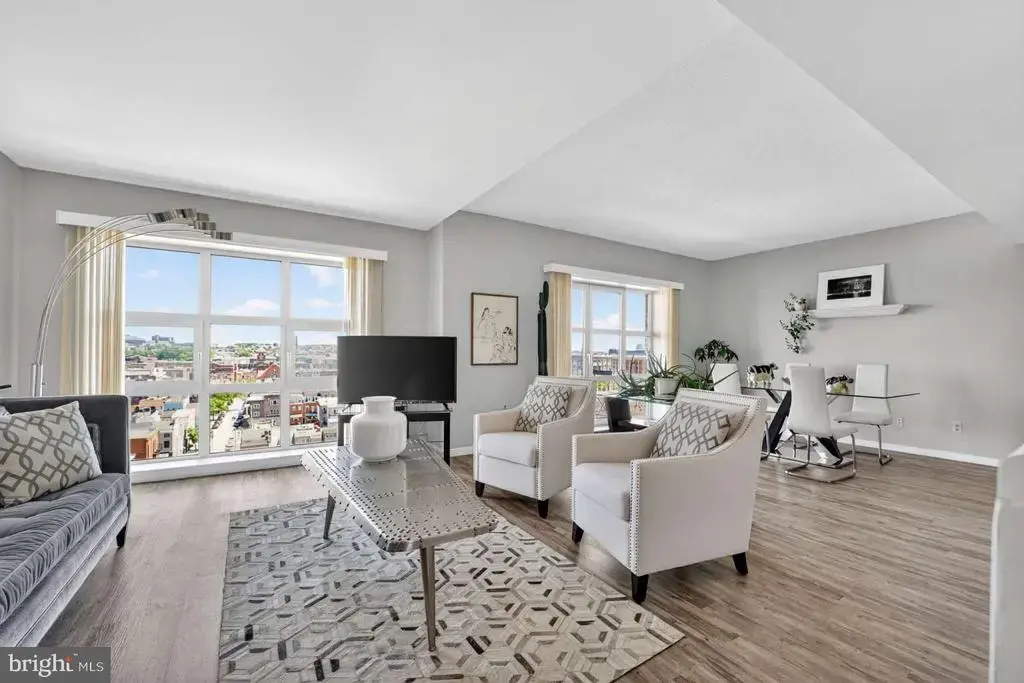 250 President St #805, BALTIMORE