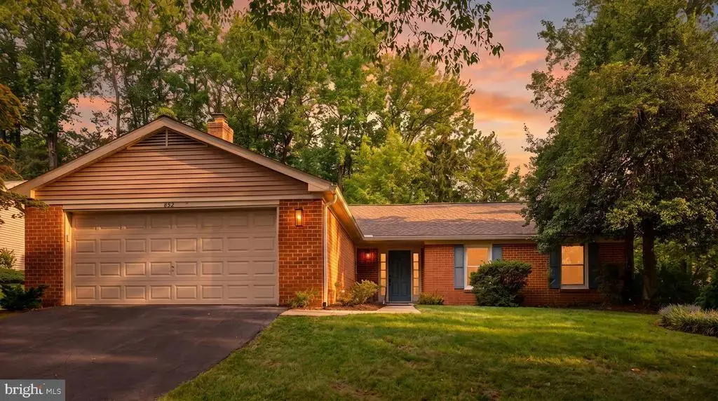 852 Woodmont Rd, ANNAPOLIS