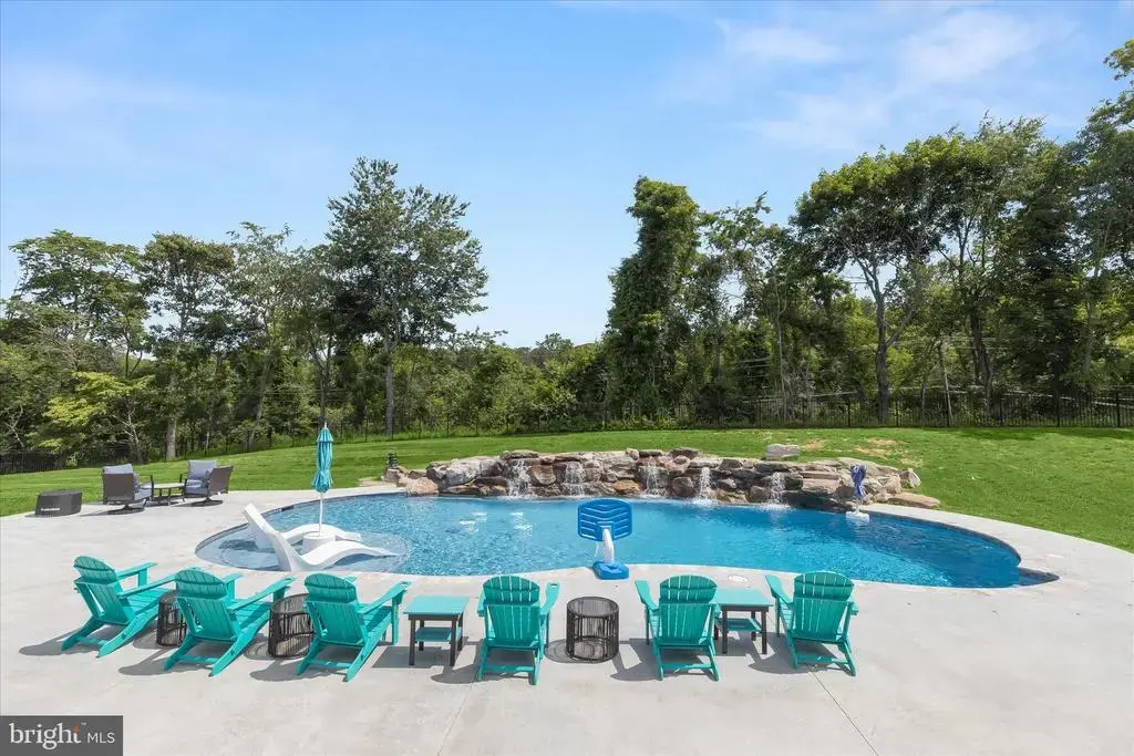 3003 Sheffield Ct, FALLSTON