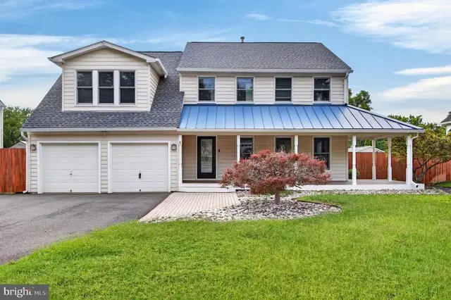 8238 Sunset Dr, Manassas