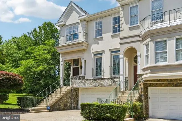 4014 Dogberry Ln, Fairfax