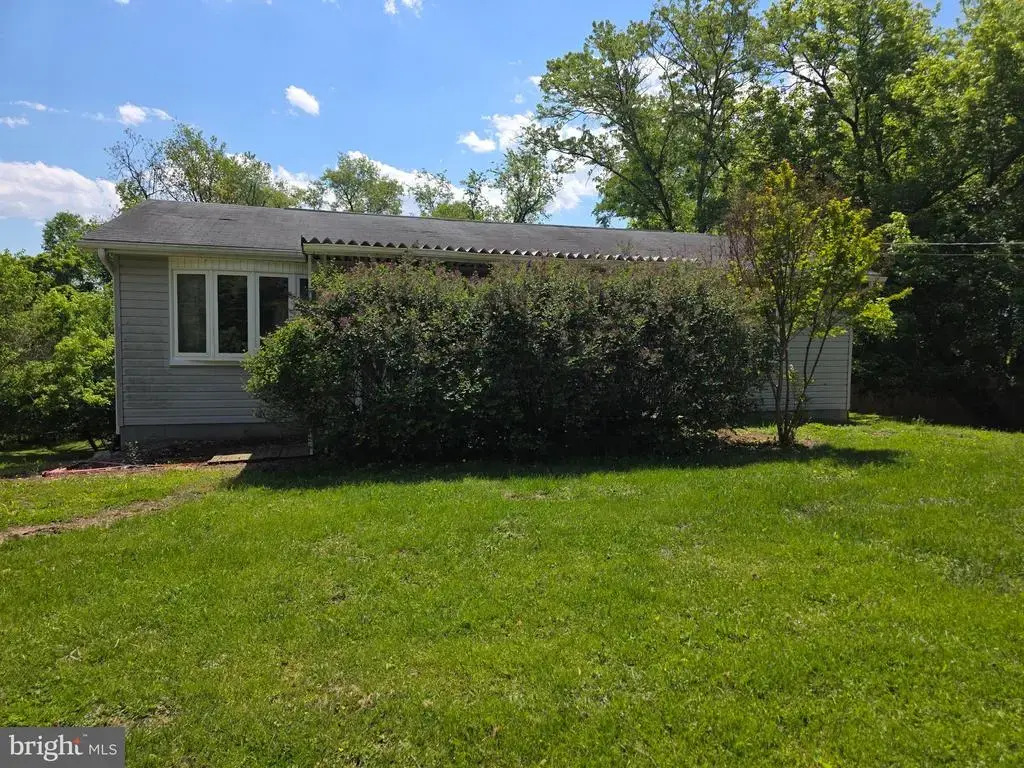 259 Emerald Dr, FALLING WATERS