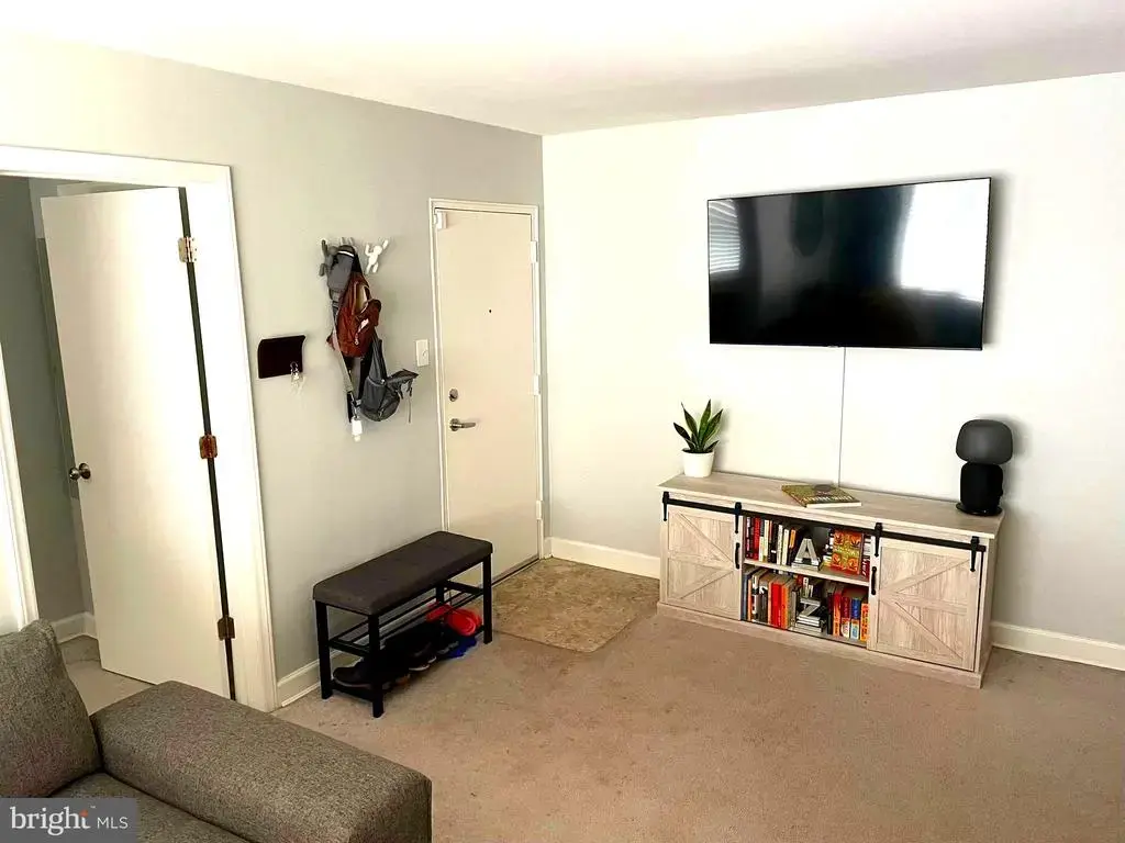 742 Brandywine St Se #202, WASHINGTON