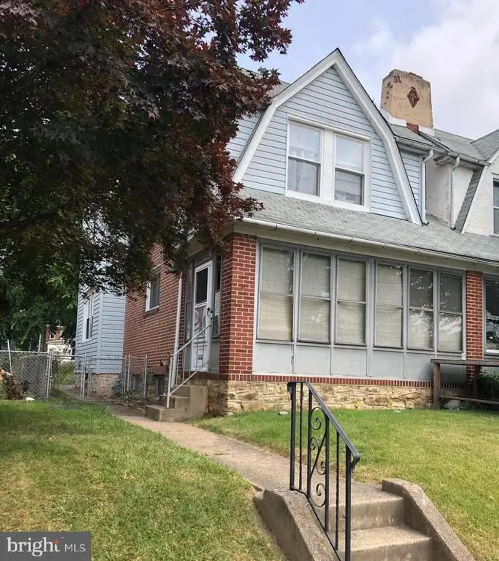 726 E 18th St, CHESTER
