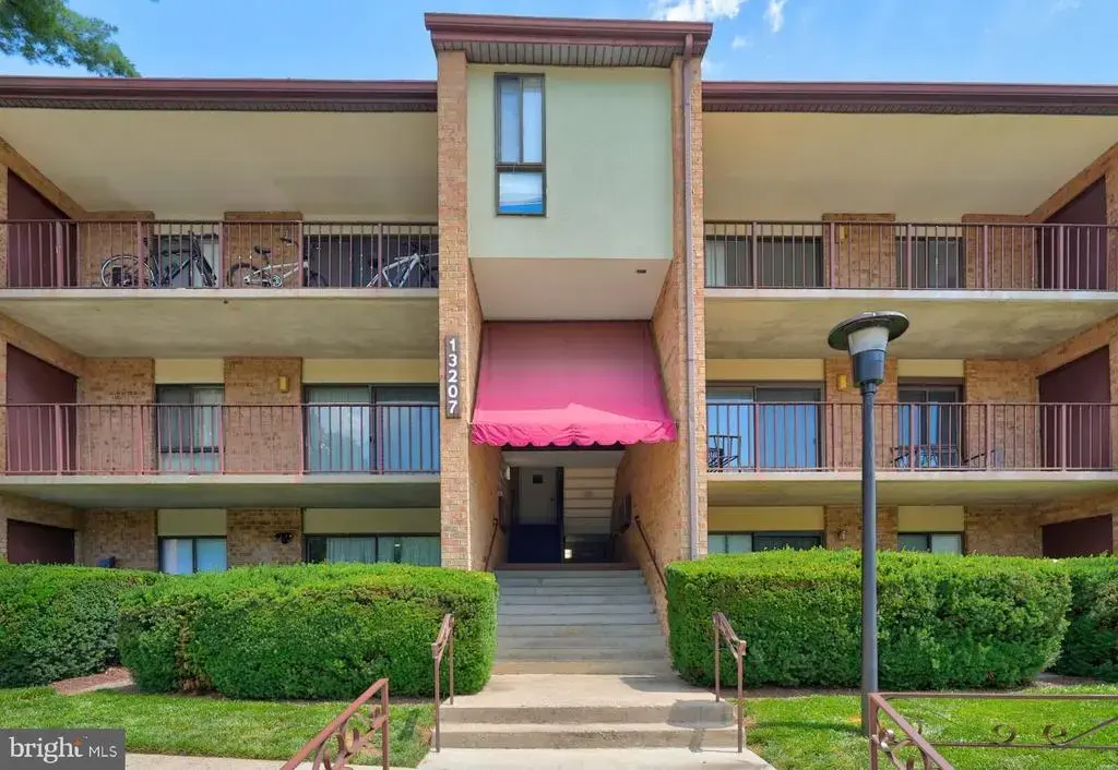 13207 Dairymaid Dr #304, GERMANTOWN