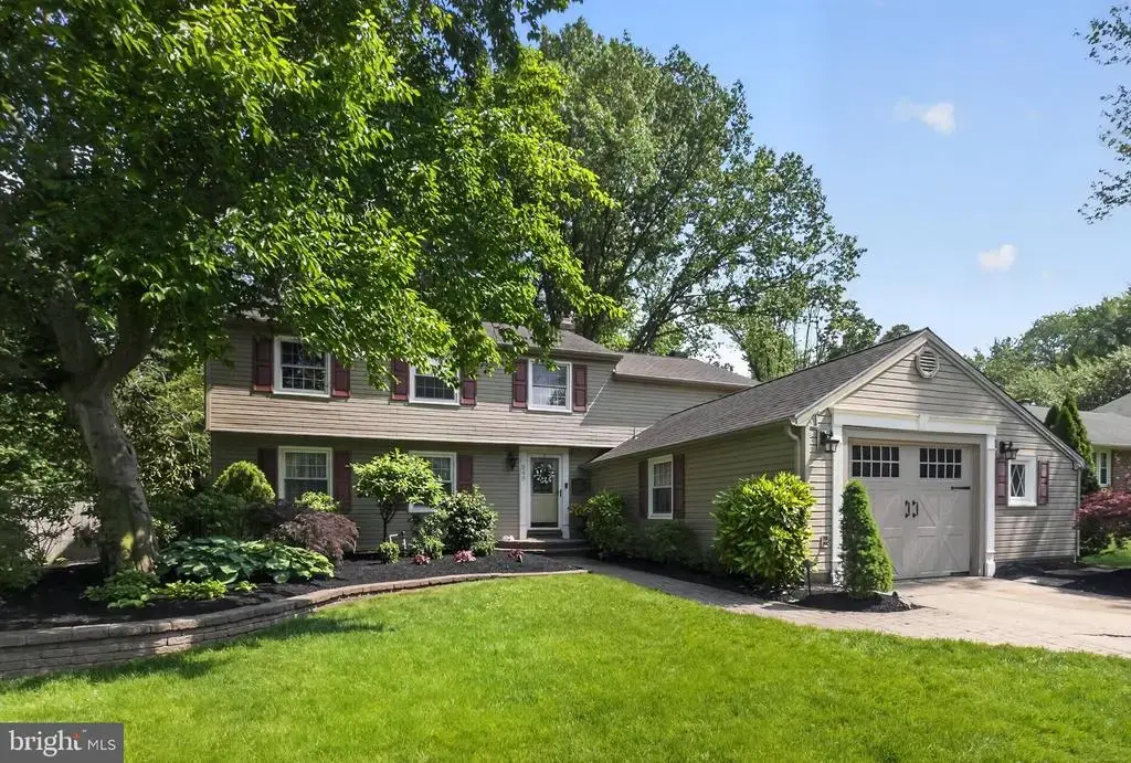 549 Covered Bridge Rd, CHERRY HILL